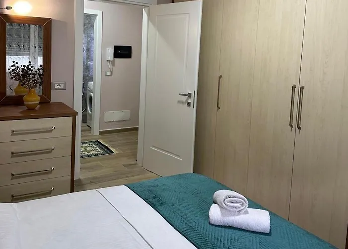 Dorian 4 Apartment *